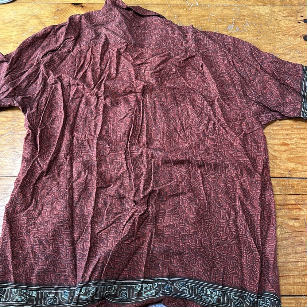 Tiki print shirt - Picture 8 of 9